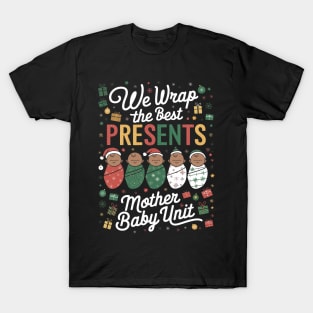 Mother Baby Nurse Christmas Mom Baby Nursing Groovy T-Shirt